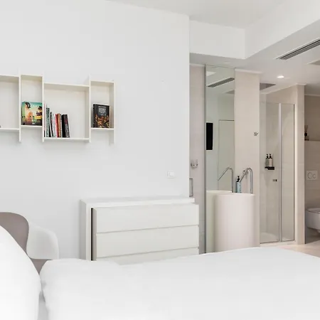 Aria, Lux Seafront Apt With White Tower View Tesalónica